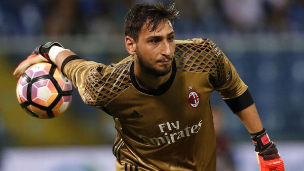 จันลุยจี ดอนนารุมมา (Gianluigi Donnarumma) ผู้รักษาประตูทีมเอซี มิลาน