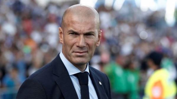 ซีเนดีน ซีดาน (Zinedine Zidane) ผู้จัดการทีมของเรอัลมาดริด